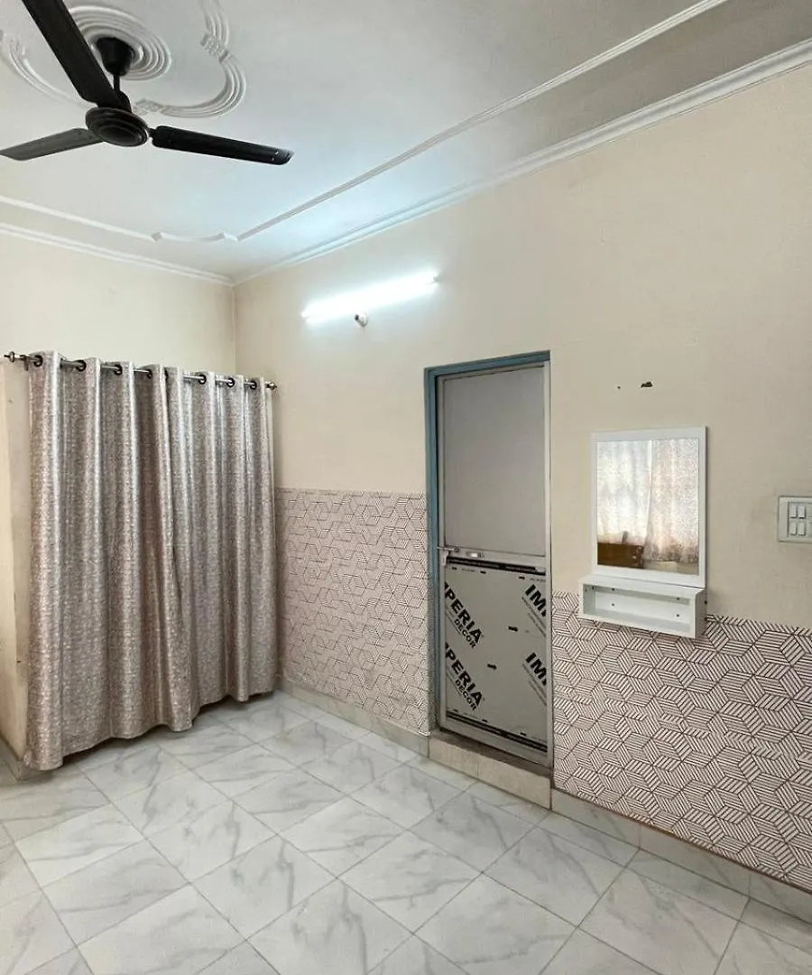 Siddheshwar Nilayam Home Stay Varanasi